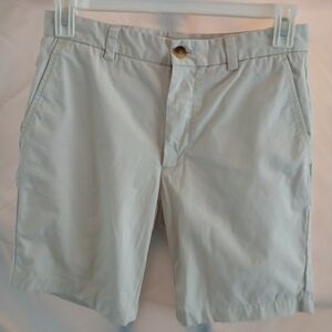 Vineyard Vines White Flat Front Shorts